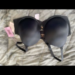 Black 38DD Savage X Fenty bra